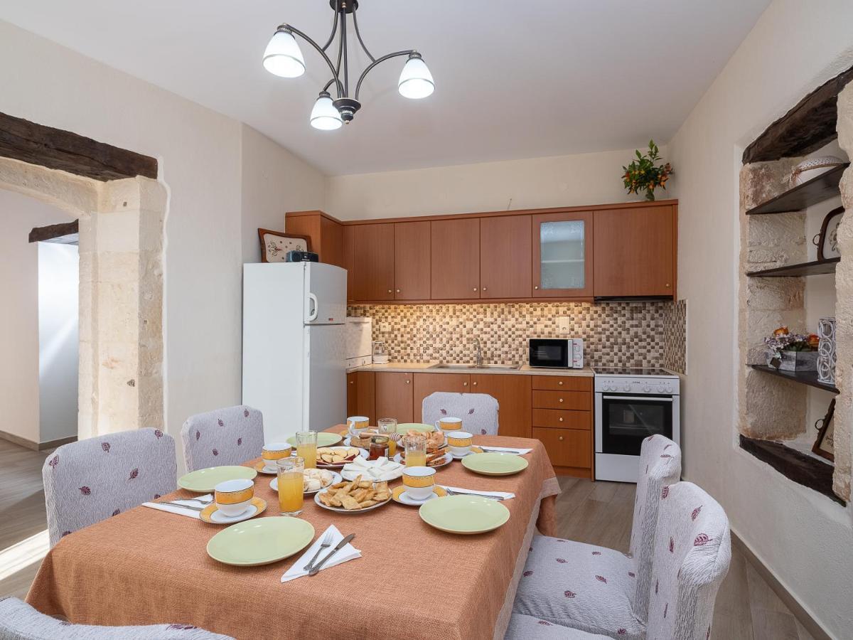 Villa Lucas Melidhónion Buitenkant foto