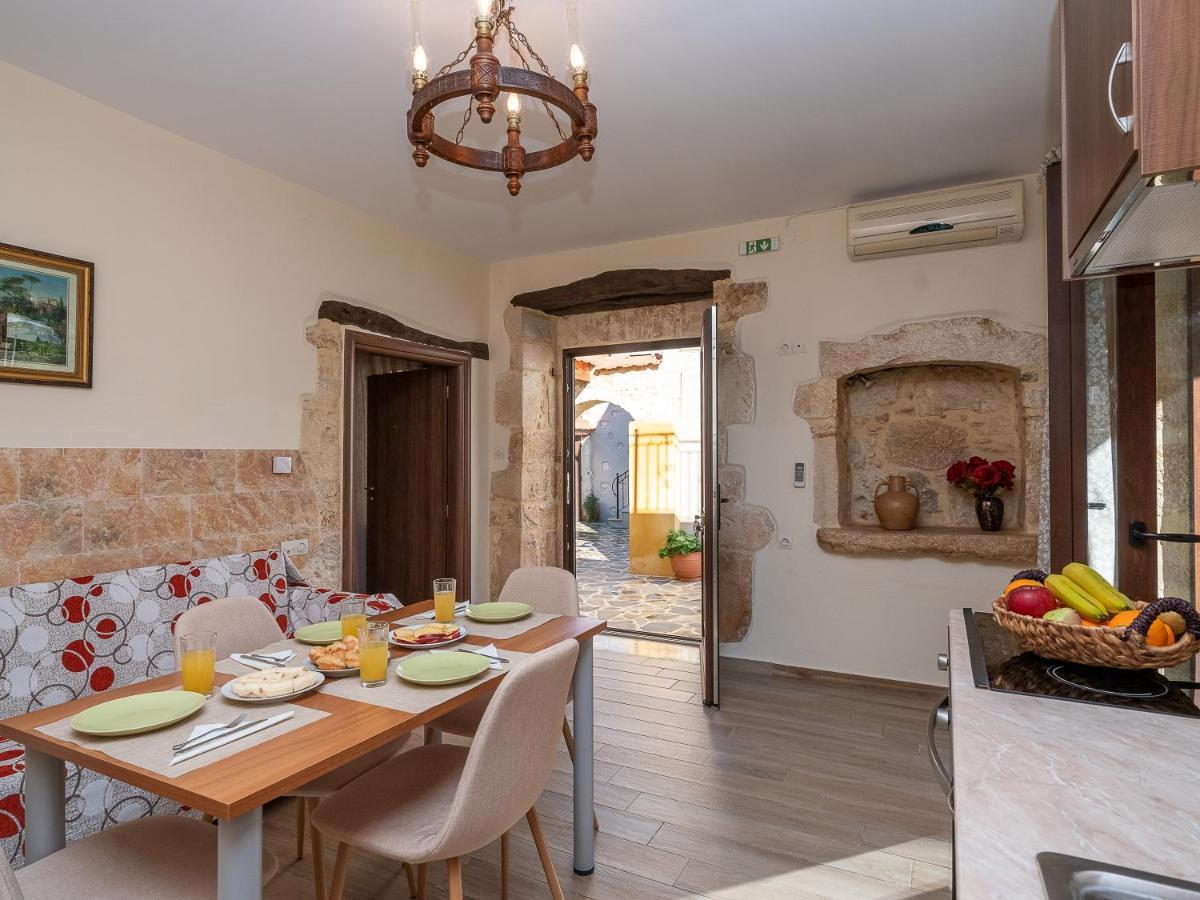 Villa Lucas Melidhónion Buitenkant foto